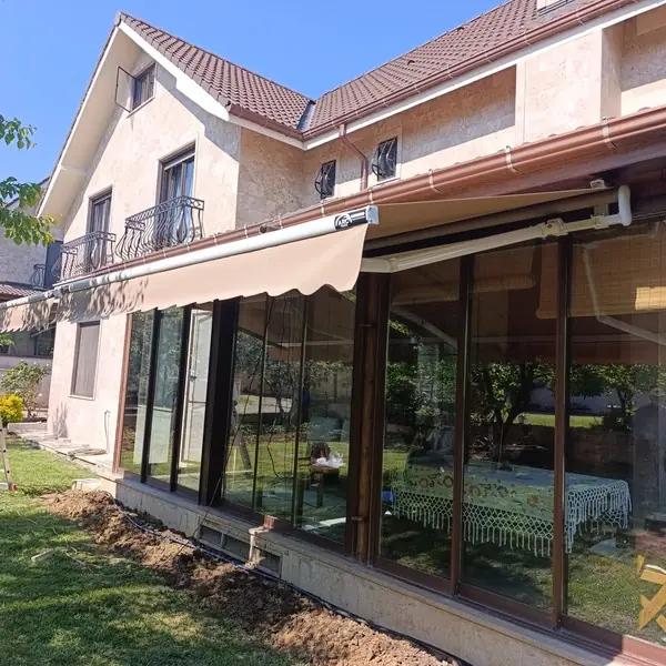 Villa Terası Mafsallı Tente Uygulaması