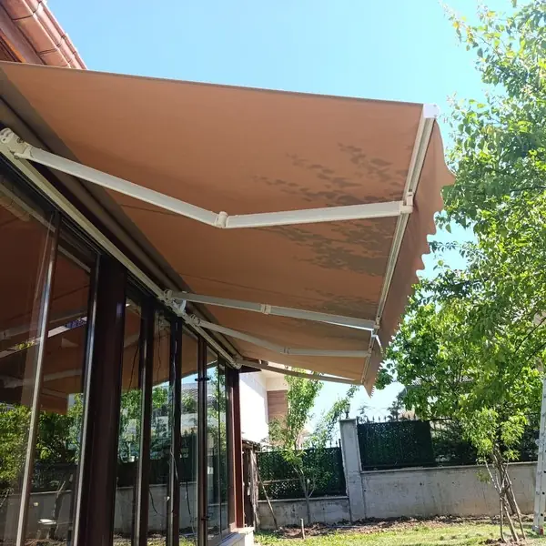 Bahçe Terası Mafsallı Tente Uygulaması